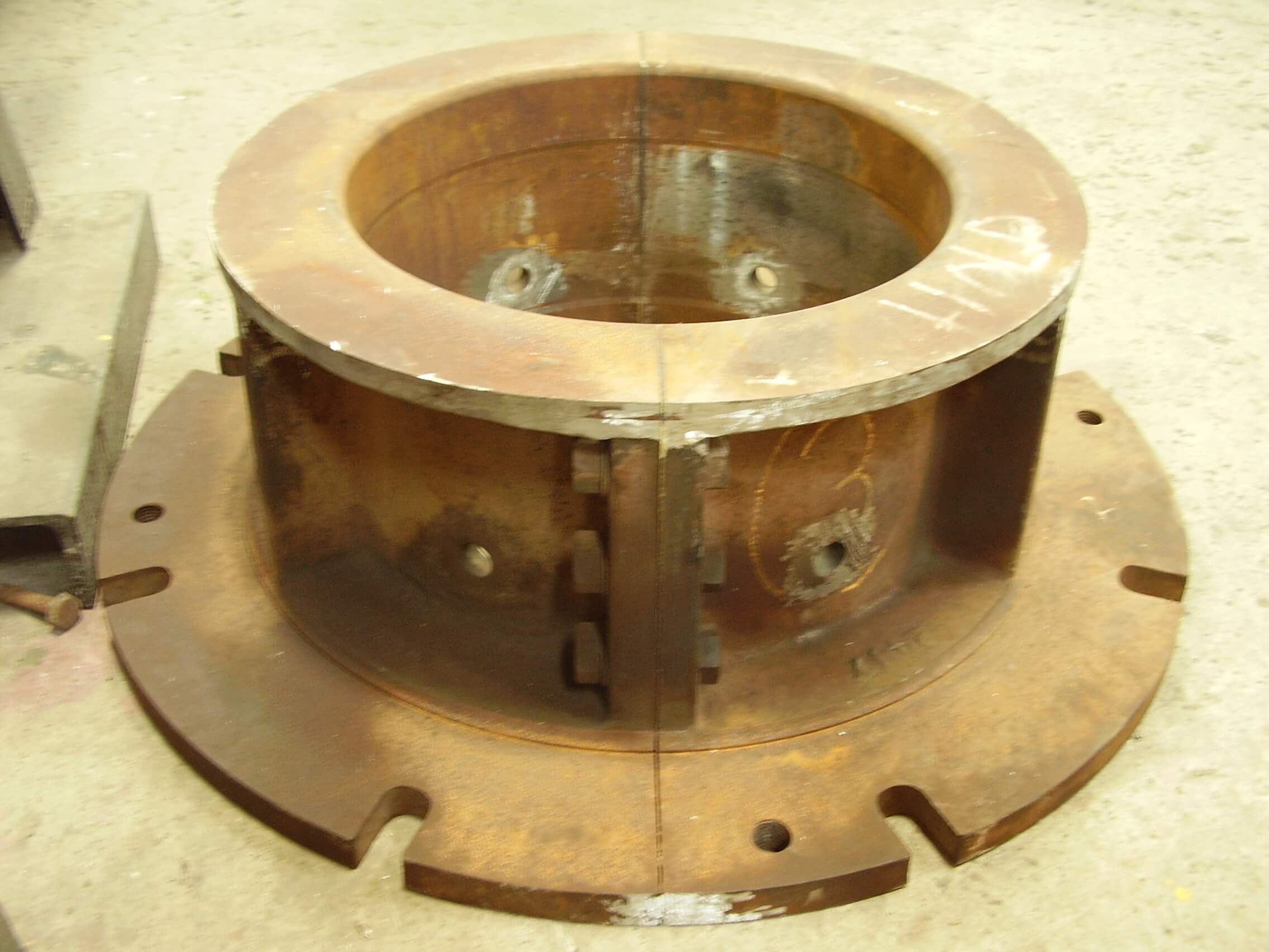 CLAMPING FLANGE